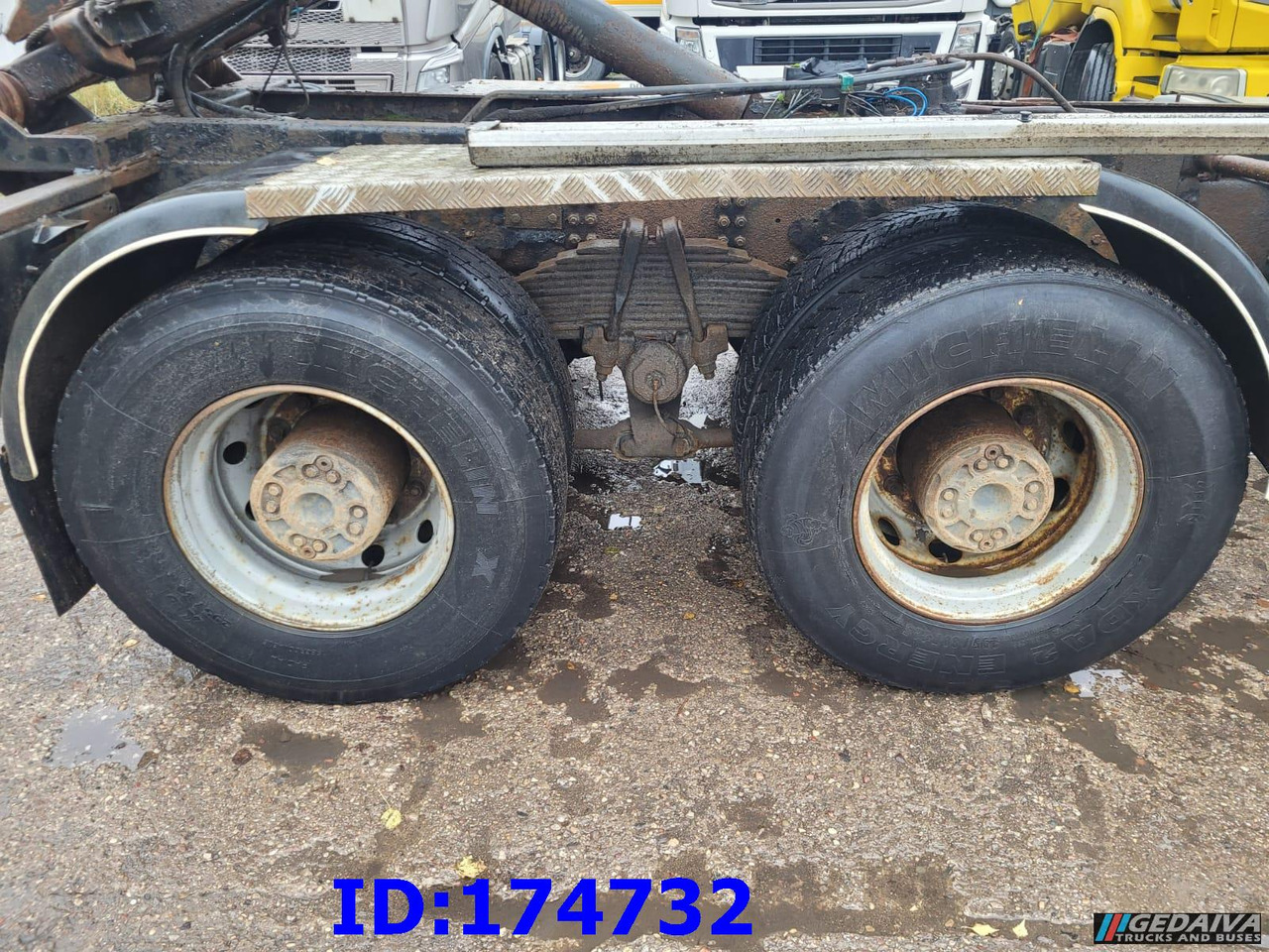 Тросовый мультилифт SCANIA 144 - 6x4 - Full Steel - Big Axles - 3 Pedals: фото 6