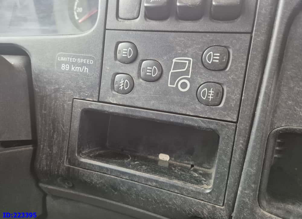 Грузовик-шасси SCANIA R440 6X2 Steering axle (Engine defect): фото 12 Грузовик-шасси SCANIA R440 6X2 Steering axle (Engine defect): фото 12