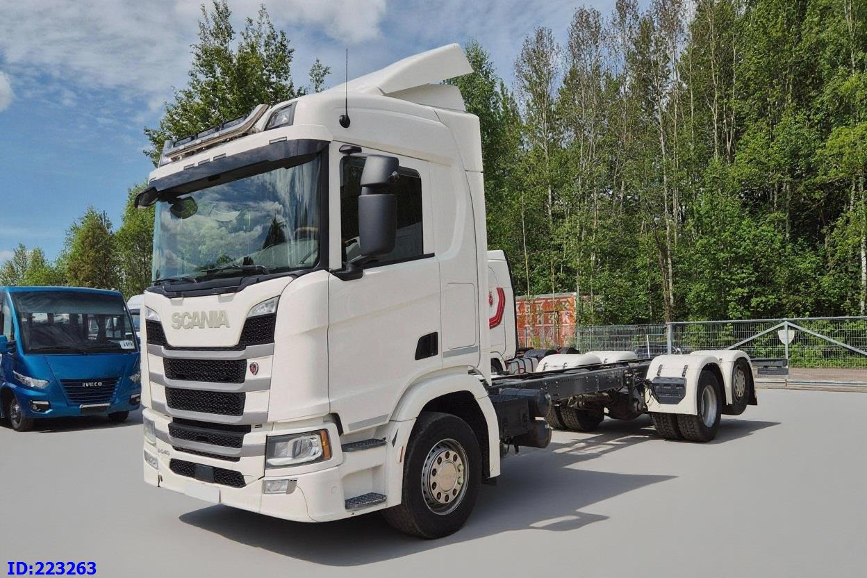 SCANIA R540 6x2 Retarder - Грузовик-шасси: фото 1 SCANIA R540 6x2 Retarder - Грузовик-шасси: фото 1