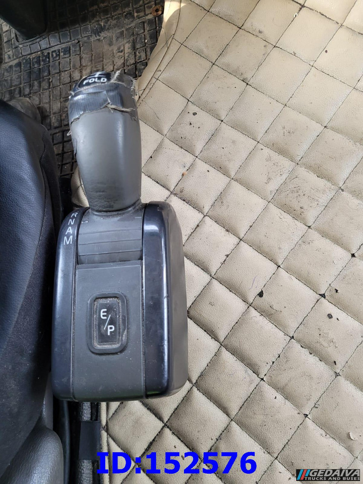 Тягач VOLVO FH13 480HP 6x2: фото 14