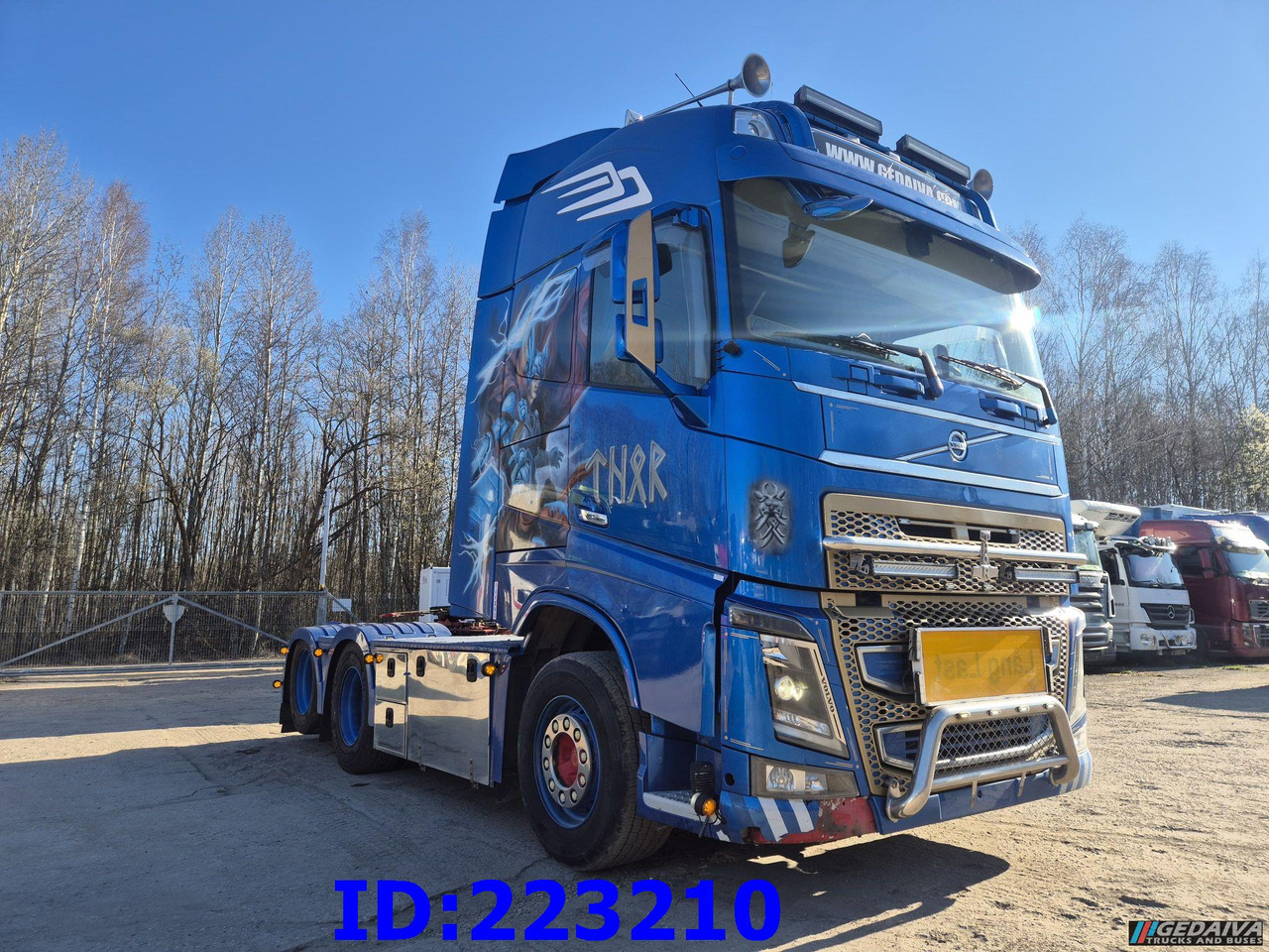 VOLVO FH16 600HP 6X2 SHOW TRUCK - Тягач: фото 4 VOLVO FH16 600HP 6X2 SHOW TRUCK - Тягач: фото 4