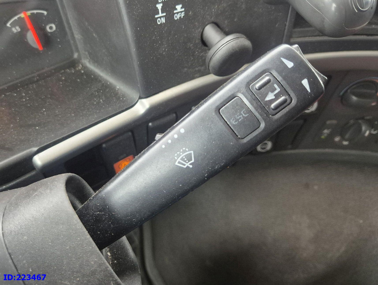 Тягач VOLVO FM11 410HP 6x2 Hydraulic Manual: фото 14 Тягач VOLVO FM11 410HP 6x2 Hydraulic Manual: фото 14