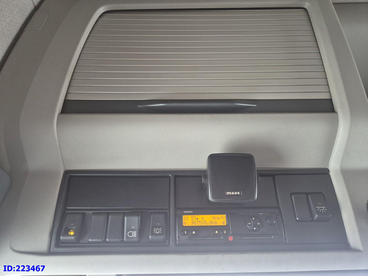 Тягач VOLVO FM11 410HP 6x2 Hydraulic Manual: фото 18 Тягач VOLVO FM11 410HP 6x2 Hydraulic Manual: фото 18