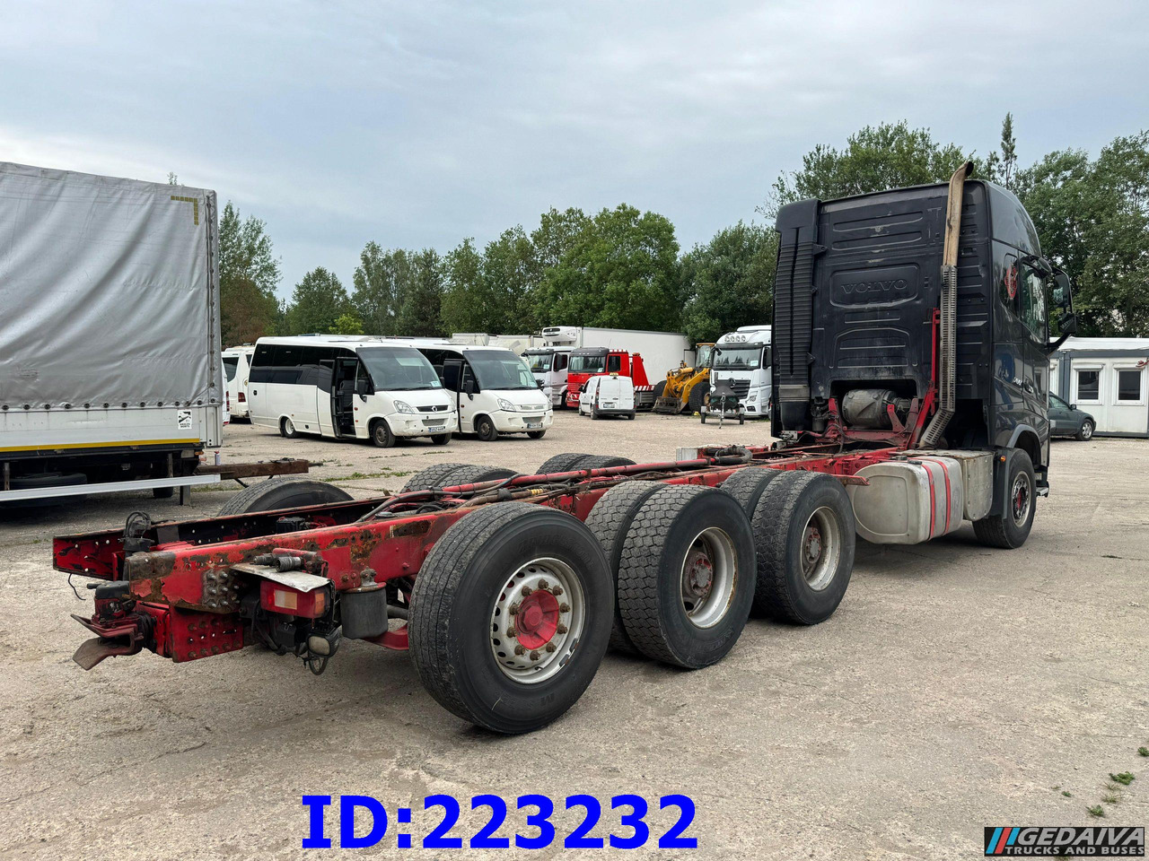 VOLVO FH16 700HP 8X4 Big Axles - Грузовик-шасси: фото 5 VOLVO FH16 700HP 8X4 Big Axles - Грузовик-шасси: фото 5
