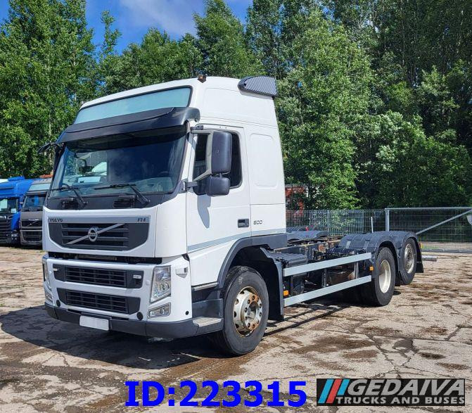 VOLVO FM 500HP 6x2 Euro5 - Грузовик-шасси: фото 1 VOLVO FM 500HP 6x2 Euro5 - Грузовик-шасси: фото 1
