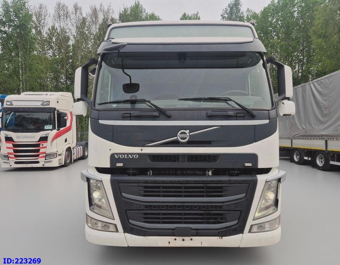 VOLVO FM13 500HP 8x2 (2 steering axels) - Грузовик-шасси: фото 2 VOLVO FM13 500HP 8x2 (2 steering axels) - Грузовик-шасси: фото 2