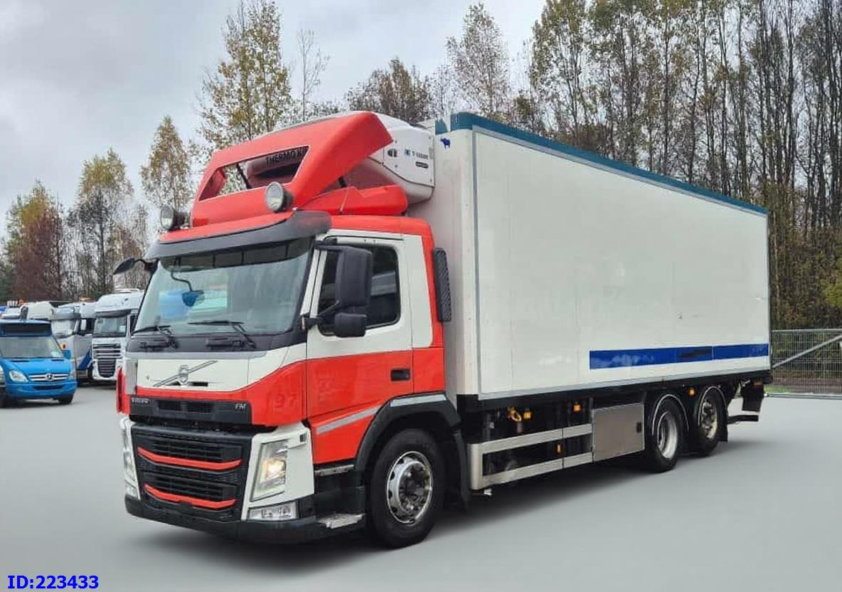 VOLVO FM13 500HP Thermoking Steering Axle - Рефрижератор: фото 1 VOLVO FM13 500HP Thermoking Steering Axle - Рефрижератор: фото 1