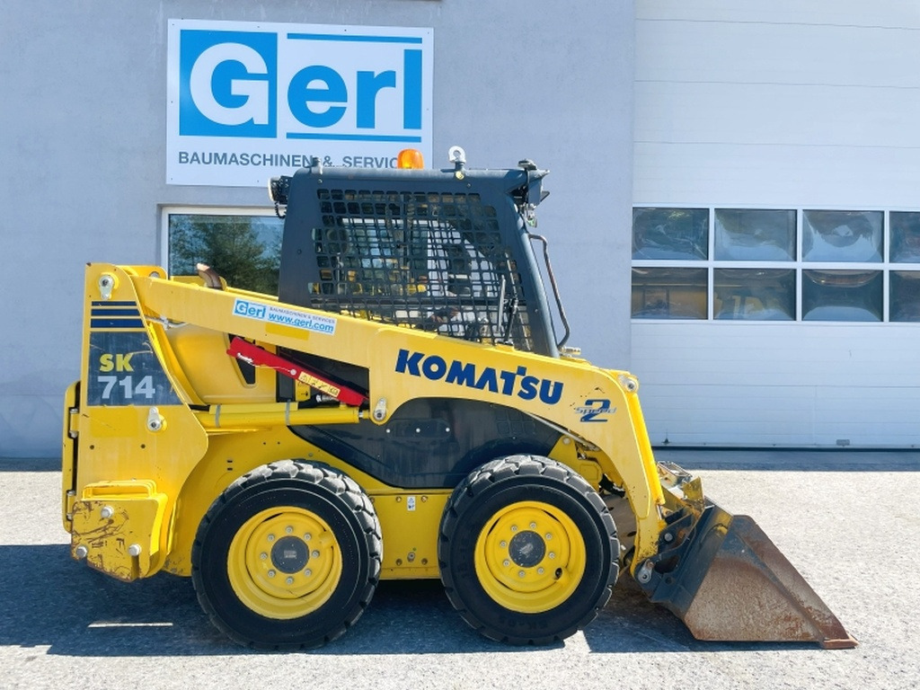 Komatsu SK714-5 (4065) - Мини-погрузчик с бортовым поворотом: фото 2 Komatsu SK714-5 (4065) - Мини-погрузчик с бортовым поворотом: фото 2