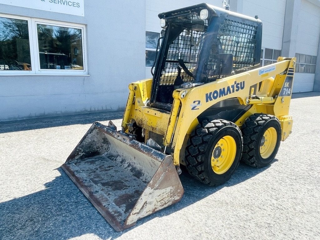 Komatsu SK714-5 (4067) - Мини-погрузчик с бортовым поворотом: фото 4 Komatsu SK714-5 (4067) - Мини-погрузчик с бортовым поворотом: фото 4