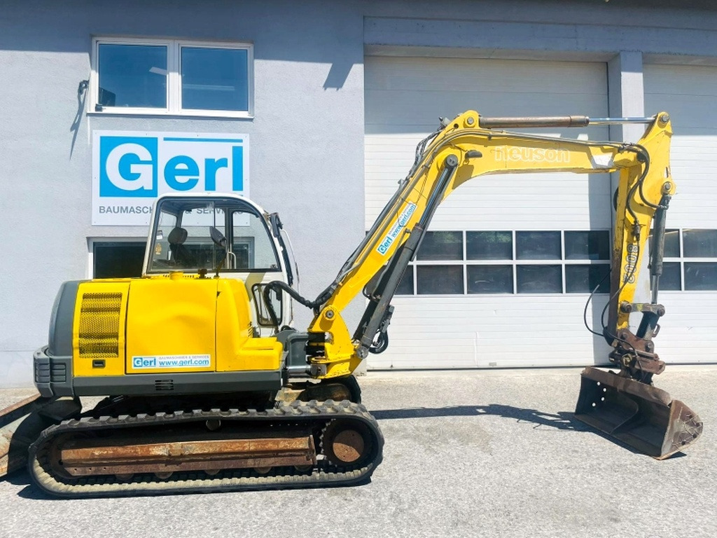 Neuson 8002 RDV (4015) - Мини-экскаватор: фото 2 Neuson 8002 RDV (4015) - Мини-экскаватор: фото 2