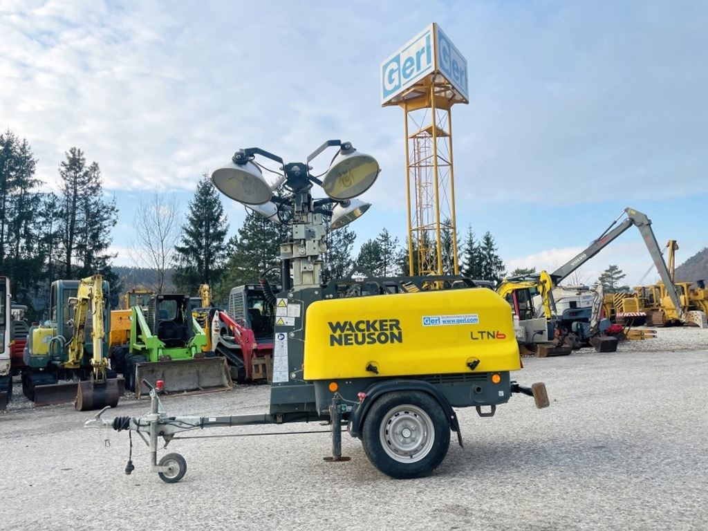 Neuson LTN6 (3711) - Осветительная мачта: фото 1 Neuson LTN6 (3711) - Осветительная мачта: фото 1