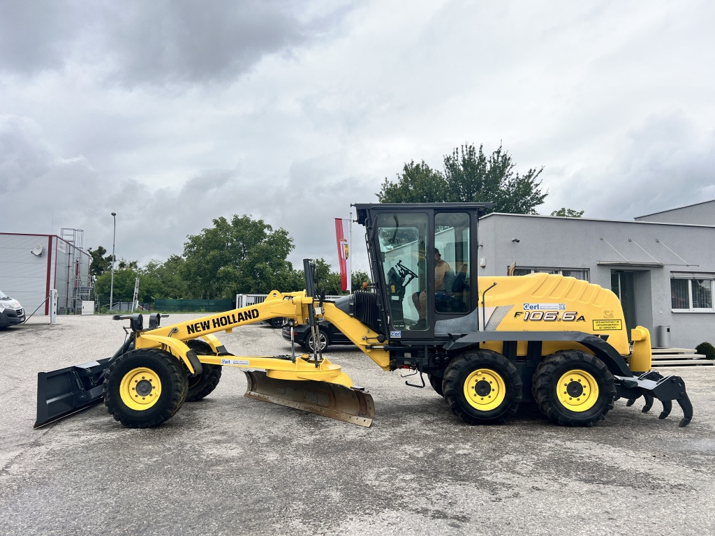 New Holland F 106.6 A (111602) - Грейдер: фото 1 New Holland F 106.6 A (111602) - Грейдер: фото 1