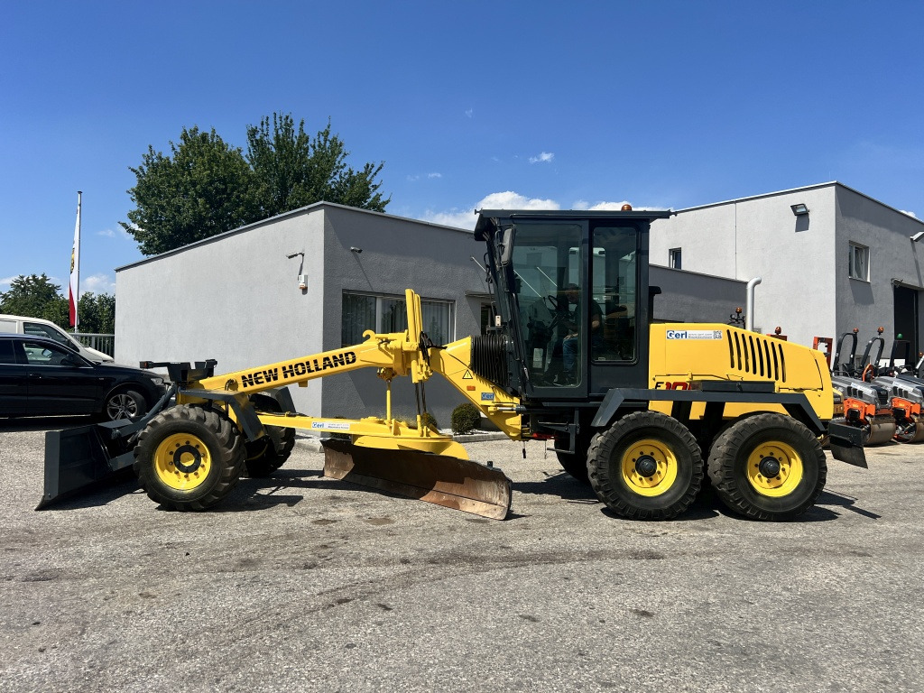 O&K – New Holland F 106 A (111601) - Грейдер: фото 1 O&K – New Holland F 106 A (111601) - Грейдер: фото 1