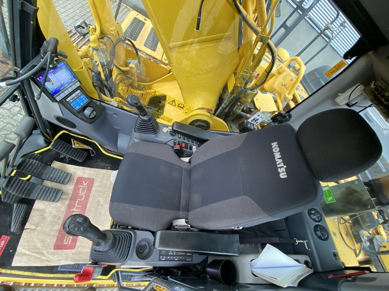 Komatsu HB365LC-3 - Гусеничный экскаватор: фото 3 Komatsu HB365LC-3 - Гусеничный экскаватор: фото 3