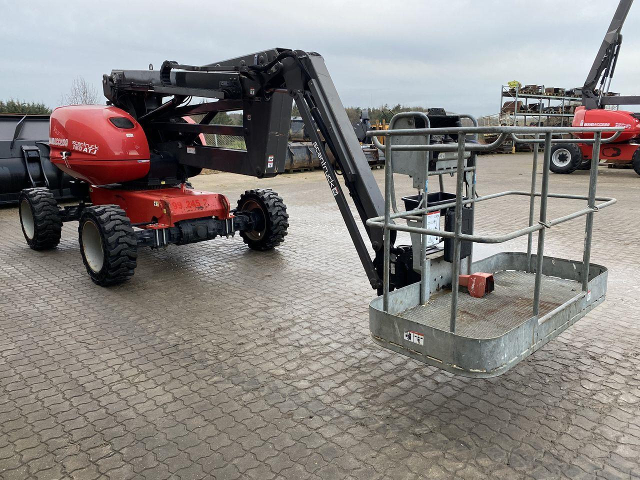 Manitou 160ATJ RC E3 - Коленчатый подъемник: фото 5 Manitou 160ATJ RC E3 - Коленчатый подъемник: фото 5