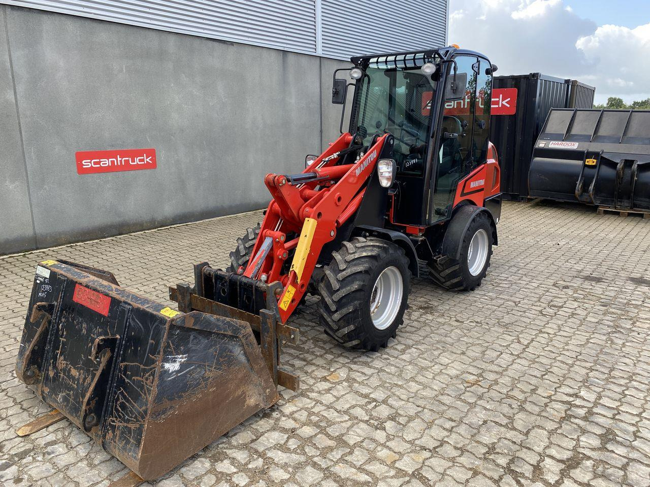 Manitou MLA 5-50H-Z CAB - Компактный фронтальный погрузчик: фото 1 Manitou MLA 5-50H-Z CAB - Компактный фронтальный погрузчик: фото 1
