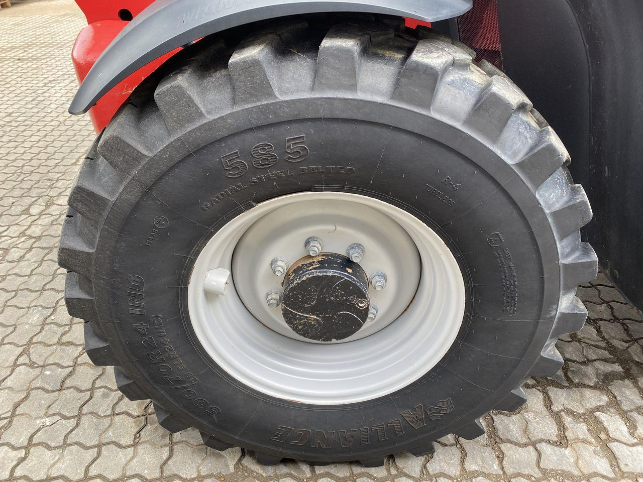 Телескопический погрузчик Manitou MLT840-145PS ELITE: фото 7