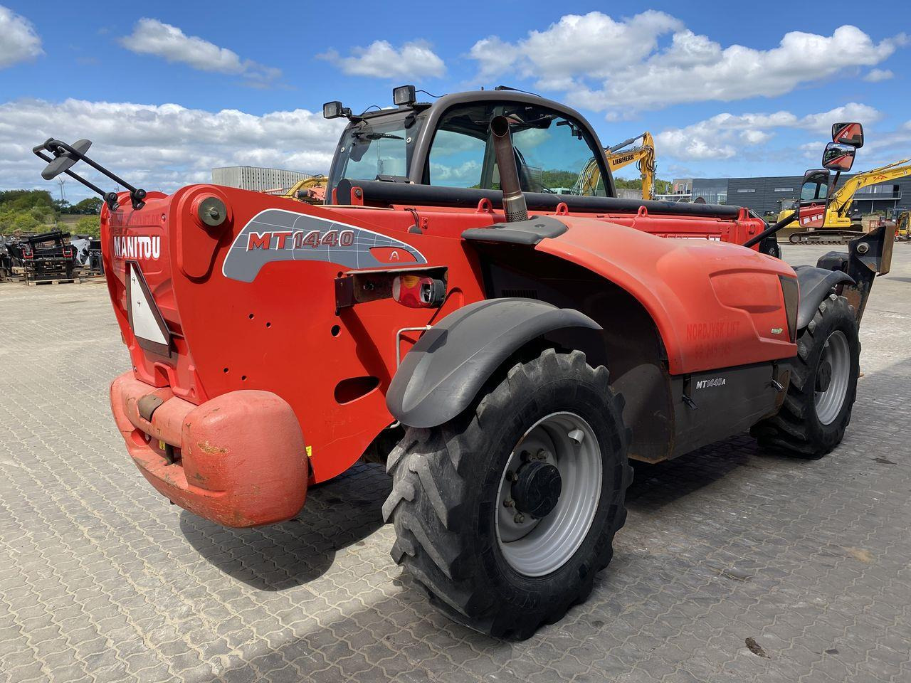 Manitou MT1440A ST3B - Телескопический погрузчик: фото 4 Manitou MT1440A ST3B - Телескопический погрузчик: фото 4