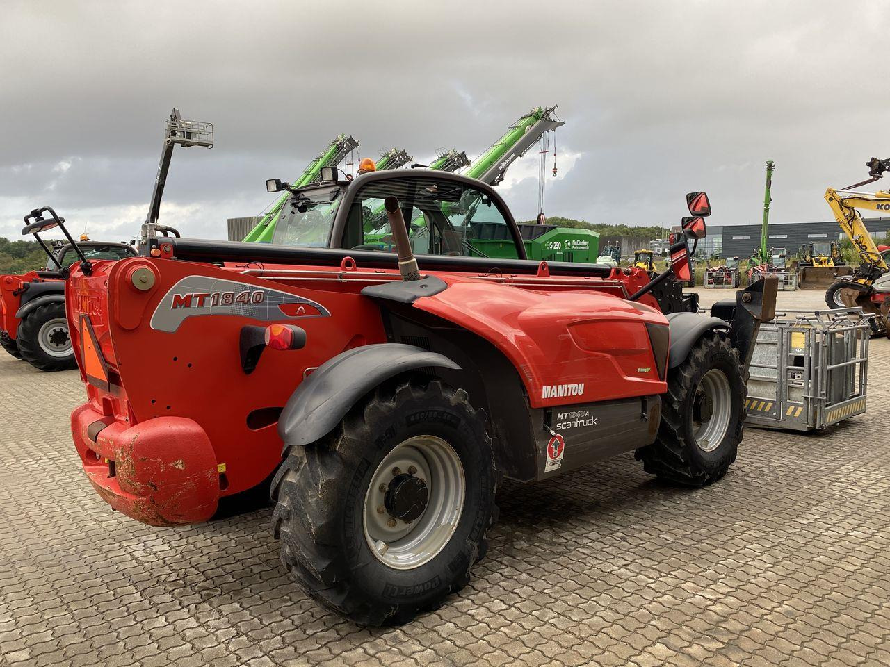 Manitou MT1840A ST3B - Телескопический погрузчик: фото 4 Manitou MT1840A ST3B - Телескопический погрузчик: фото 4