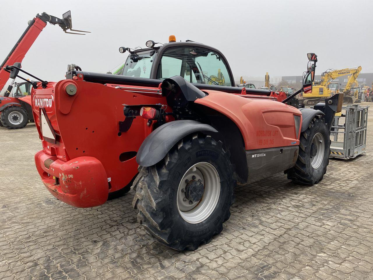 Manitou MT1840A ST4 - Телескопический погрузчик: фото 4 Manitou MT1840A ST4 - Телескопический погрузчик: фото 4