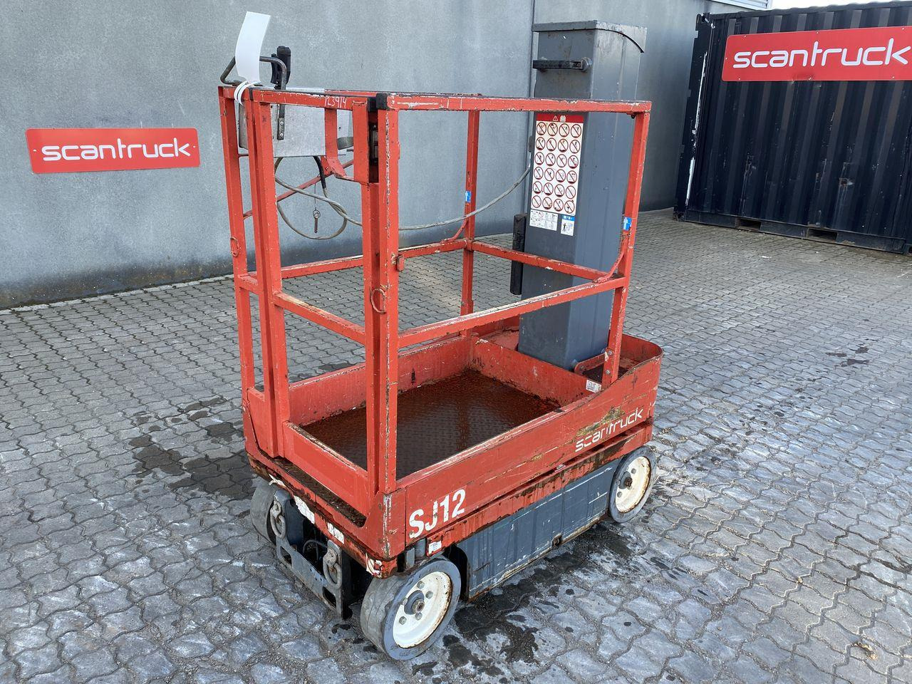 Skyjack SJ12 - Вертикальный мачтовый подъемник: фото 1 Skyjack SJ12 - Вертикальный мачтовый подъемник: фото 1