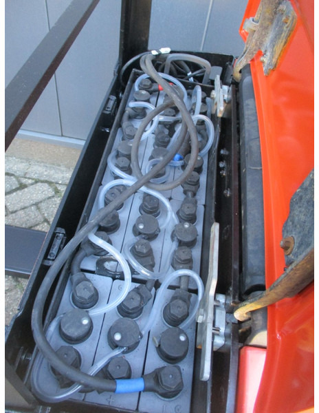 Toyota LPE 200 - Тележка: фото 5 Toyota LPE 200 - Тележка: фото 5