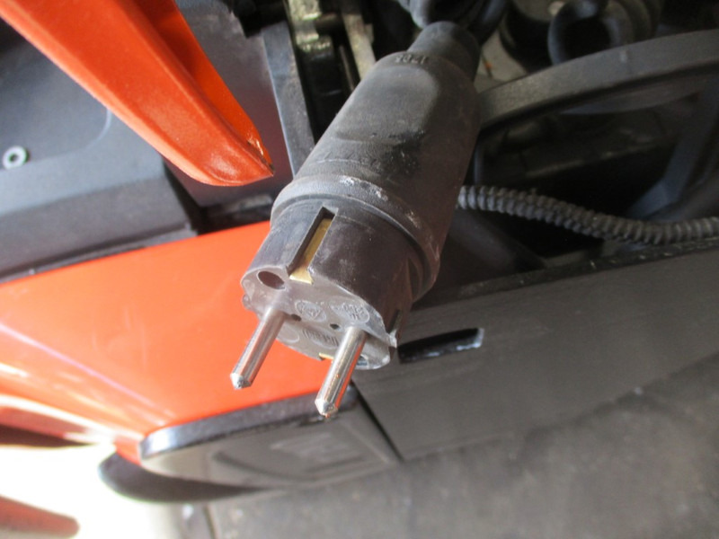 Toyota LPE 200 - Тележка: фото 5 Toyota LPE 200 - Тележка: фото 5