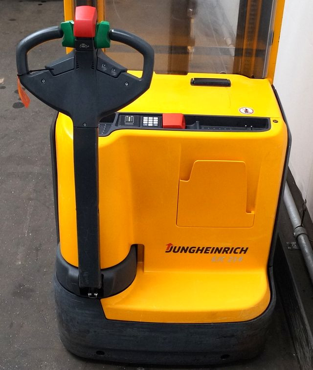 Jungheinrich EJC214 - Штабелер: фото 3 Jungheinrich EJC214 - Штабелер: фото 3