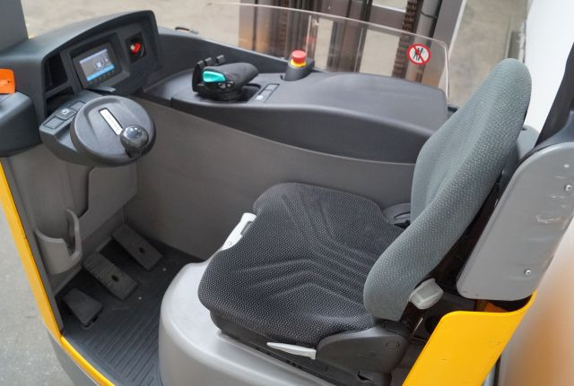 Jungheinrich ETV216 - Ричтрак: фото 3 Jungheinrich ETV216 - Ричтрак: фото 3