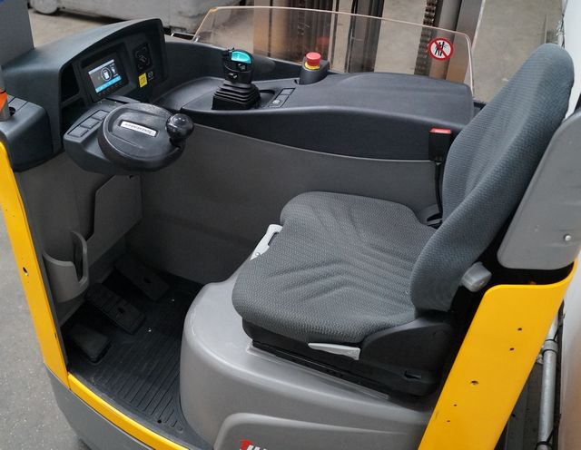 Jungheinrich ETV320 - Ричтрак: фото 3 Jungheinrich ETV320 - Ричтрак: фото 3