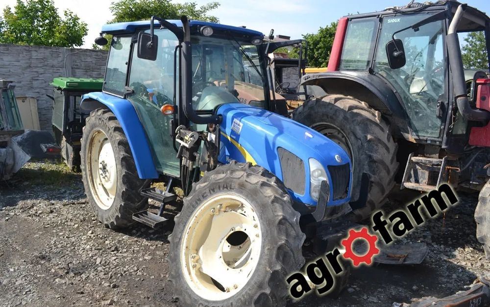 New Holland T5050 skrzynia silnik most obudowa piasta blok zawór - Коробка передач для Сельскохозяйственной техники: фото 3 New Holland T5050 skrzynia silnik most obudowa piasta blok zawór - Коробка передач для Сельскохозяйственной техники: фото 3