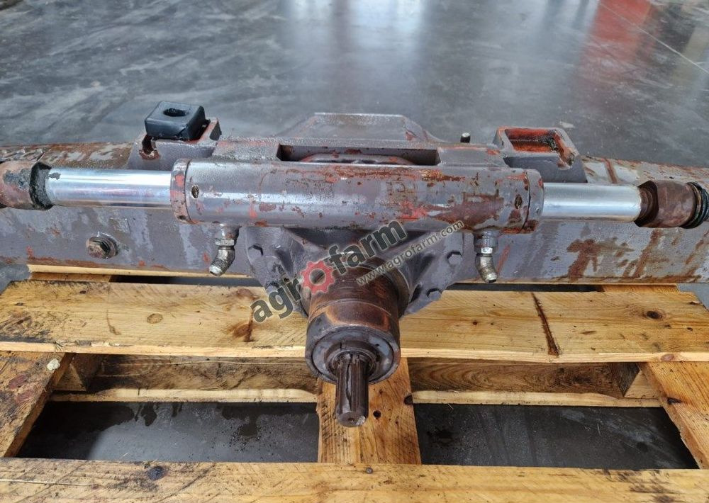 Przedni most Massey Ferguson 3610 - Трансмиссия: фото 3 Przedni most Massey Ferguson 3610 - Трансмиссия: фото 3