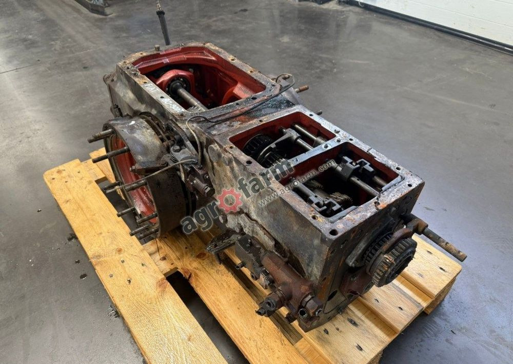 Skrzynia biegów z tylnym mostem Fiat 80-90 - Коробка передач: фото 1 Skrzynia biegów z tylnym mostem Fiat 80-90 - Коробка передач: фото 1