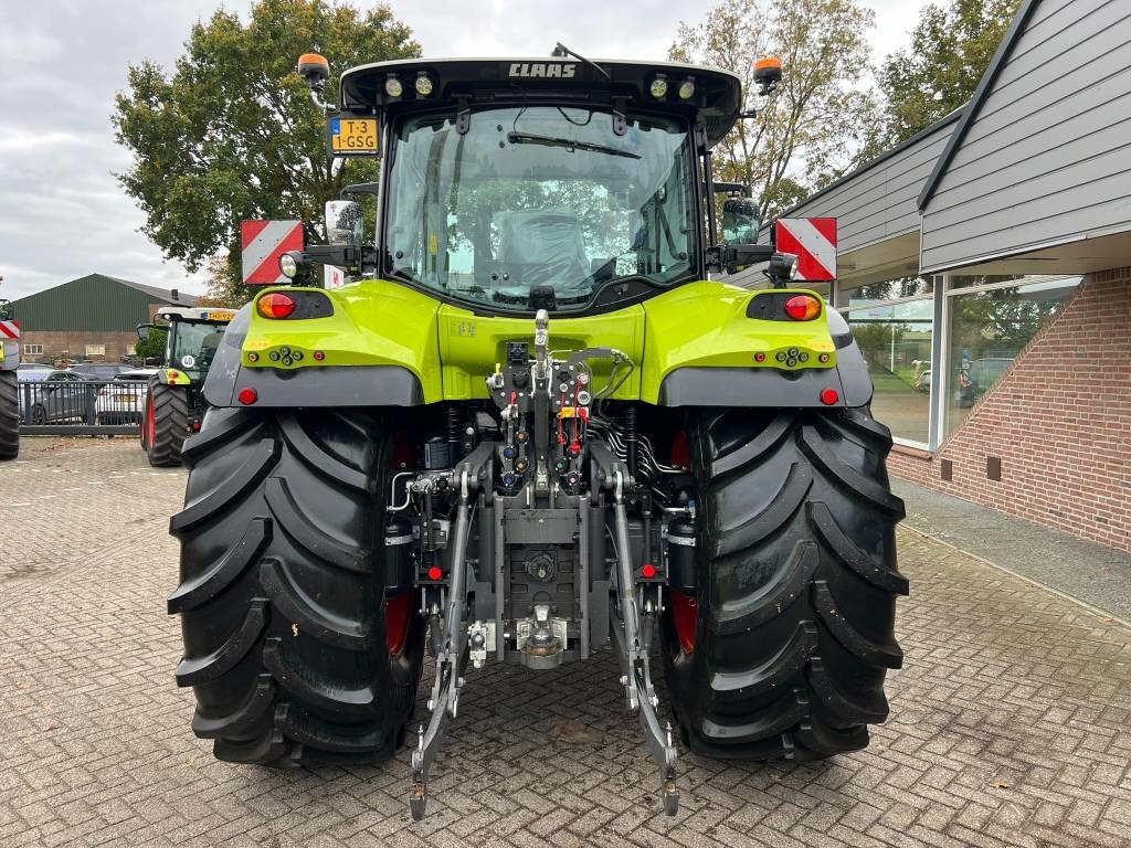 Claas Arion 630 CIS+ CMATIC - Трактор: фото 4 Claas Arion 630 CIS+ CMATIC - Трактор: фото 4