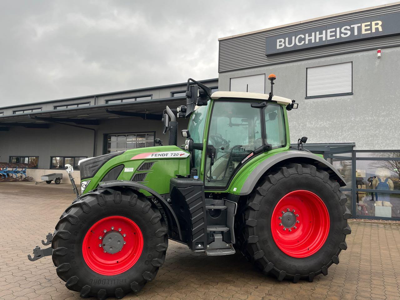Fendt 720 Vario S4 ProfiPlus - Трактор: фото 1 Fendt 720 Vario S4 ProfiPlus - Трактор: фото 1