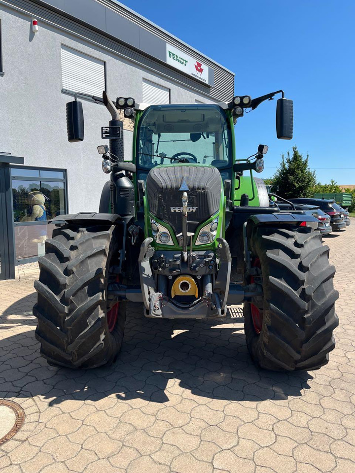 Fendt 724 Vario S4 - Трактор: фото 3 Fendt 724 Vario S4 - Трактор: фото 3