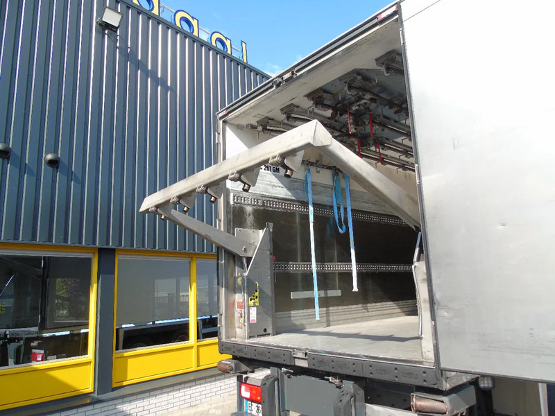 DAF CF 410 + 8X2 + CHEREAU + MEAT HOOKS + ATP + EURO 6 - Рефрижератор: фото 5 DAF CF 410 + 8X2 + CHEREAU + MEAT HOOKS + ATP + EURO 6 - Рефрижератор: фото 5