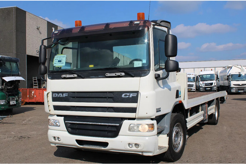 DAF CF 75.310 + HYDROLIC PLATFORM + EURO 5 + REMOTE + MANUAL - Автовоз: фото 4 DAF CF 75.310 + HYDROLIC PLATFORM + EURO 5 + REMOTE + MANUAL - Автовоз: фото 4