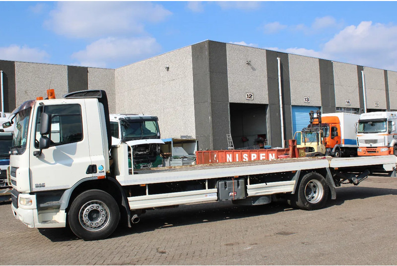 DAF CF 75.310 + HYDROLIC PLATFORM + EURO 5 + REMOTE + MANUAL - Автовоз: фото 3 DAF CF 75.310 + HYDROLIC PLATFORM + EURO 5 + REMOTE + MANUAL - Автовоз: фото 3