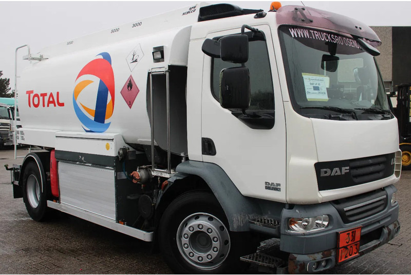 DAF LF 55.280 + 13.000L + 3 compartiment - Грузовик-цистерна: фото 5 DAF LF 55.280 + 13.000L + 3 compartiment - Грузовик-цистерна: фото 5