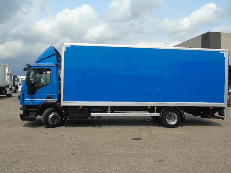 Iveco Eurocargo 120E21 euro 6 + lift + lot in stock - Грузовик с закрытым кузовом: фото 2 Iveco Eurocargo 120E21 euro 6 + lift + lot in stock - Грузовик с закрытым кузовом: фото 2