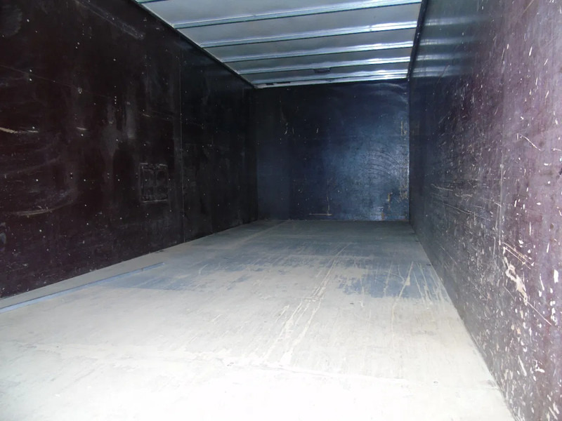 Iveco Eurocargo 120E22 + EURO 5 + 5.80 METER BOX - Грузовик с закрытым кузовом: фото 5 Iveco Eurocargo 120E22 + EURO 5 + 5.80 METER BOX - Грузовик с закрытым кузовом: фото 5