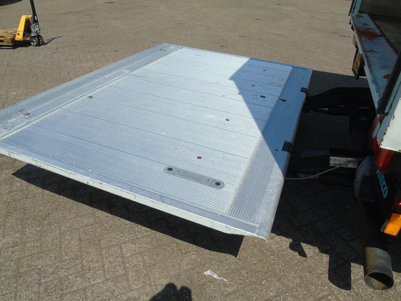 Iveco ML 75 E18 + MANUAL + EURO 5 - Грузовик с закрытым кузовом: фото 5 Iveco ML 75 E18 + MANUAL + EURO 5 - Грузовик с закрытым кузовом: фото 5