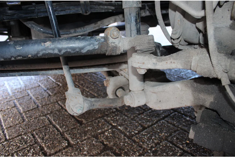 Тентованный грузовик MAN TGL 12.210 + MANUAL + 2.70HEIGHT + CAMERA: фото 16 Тентованный грузовик MAN TGL 12.210 + MANUAL + 2.70HEIGHT + CAMERA: фото 16