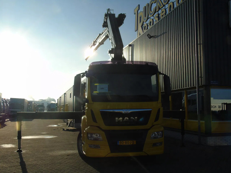 MAN TGS 26.360 + FASSI 420AXP.24 + 6X2 STEERING + 4.876 HOURS + EURO 6 - Автоманипулятор: фото 5 MAN TGS 26.360 + FASSI 420AXP.24 + 6X2 STEERING + 4.876 HOURS + EURO 6 - Автоманипулятор: фото 5