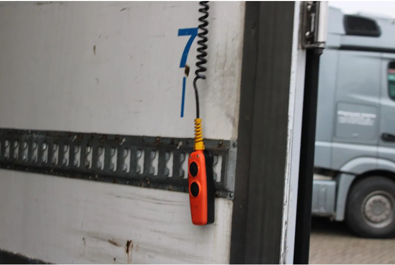 Рефрижератор Mercedes-Benz Actros 2027 + EURO 6 + 19T: фото 14