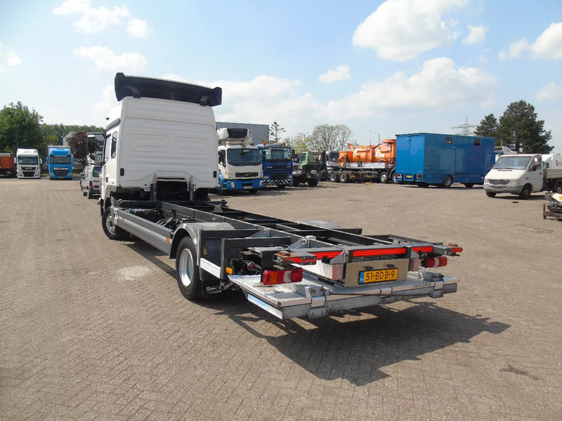 Mercedes-Benz Atego 1218 + EURO 6 + 5 PERS + BDF + LIFT - Грузовик-контейнеровоз/ Сменный кузов: фото 4 Mercedes-Benz Atego 1218 + EURO 6 + 5 PERS + BDF + LIFT - Грузовик-контейнеровоз/ Сменный кузов: фото 4