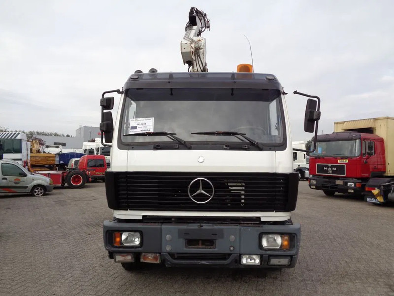 Mercedes-Benz SK 2433 + Semi-Auto + PTO + Serie 14 Crane + 3 pedals - Тросовый мультилифт, Автоманипулятор: фото 2 Mercedes-Benz SK 2433 + Semi-Auto + PTO + Serie 14 Crane + 3 pedals - Тросовый мультилифт, Автоманипулятор: фото 2