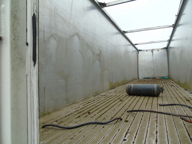 Полуприцеп с подвижным полом Stas 3x axle + walking floor + working perfect: фото 12 Полуприцеп с подвижным полом Stas 3x axle + walking floor + working perfect: фото 12