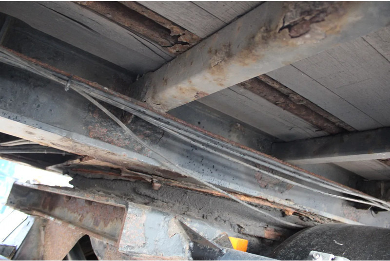 Полуприцеп-фургон Tracon 2x alu axle + lift: фото 18